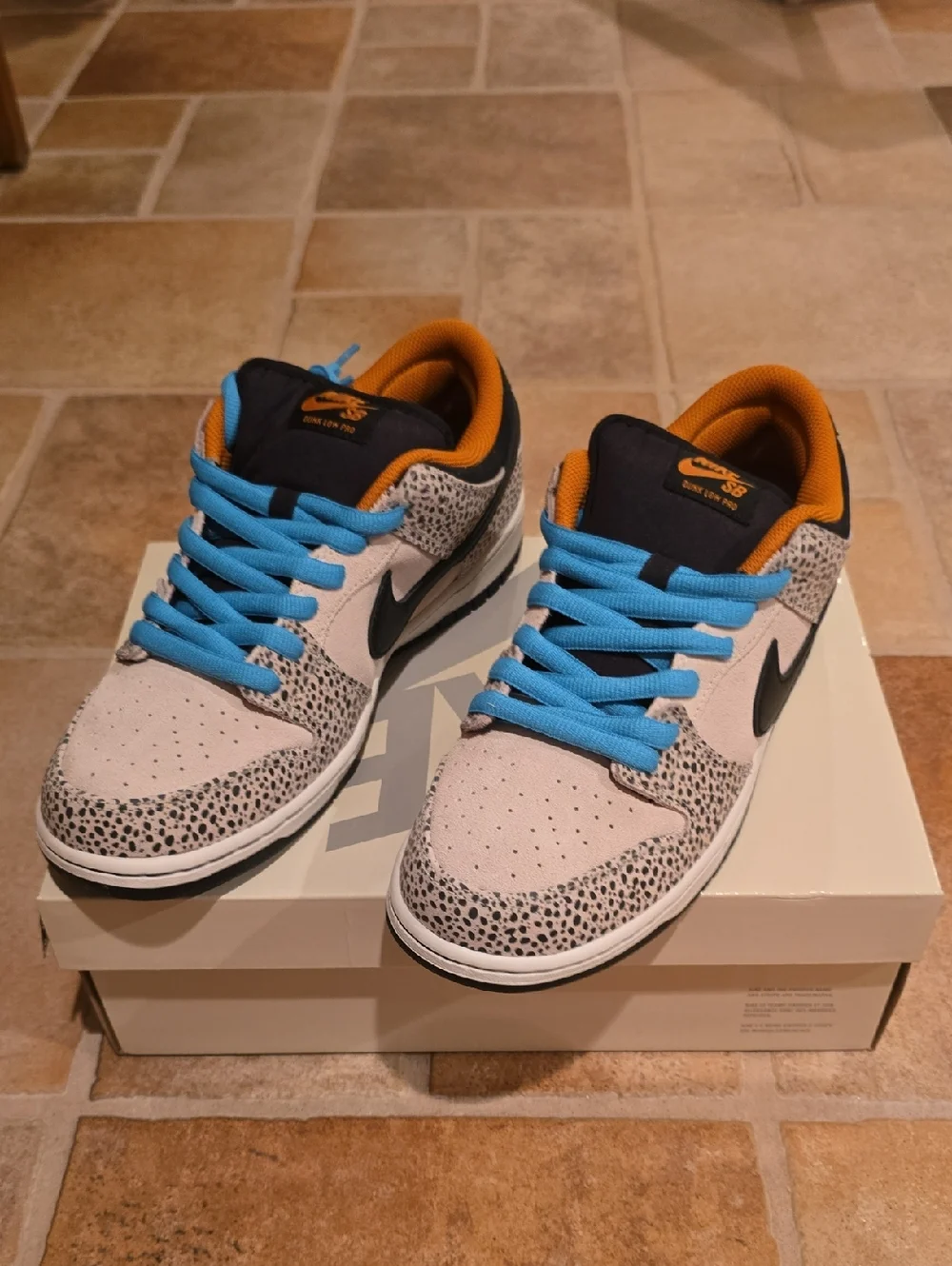 Nike SB Dunk Low Electric Pack Olympic Safari FZ1233 002 Size 10.5 (New)! - Picture 3 of 8